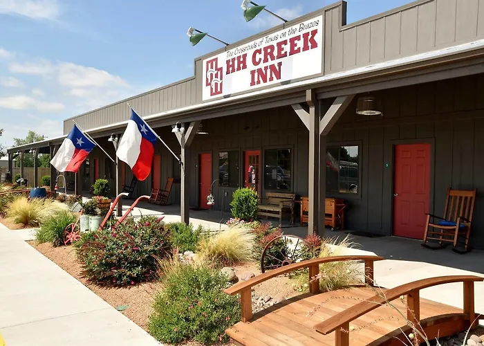 Hh Creek Inn